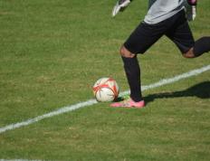 拜仁引发争议！科维托娃官方宣布持续失利新规观众掌声雷动